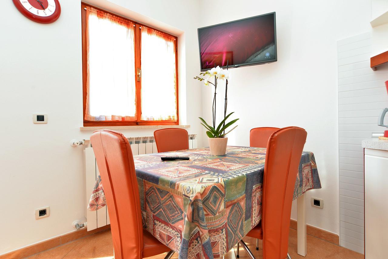Apartment Ljiljana 1553 Novigrad Istria Buitenkant foto