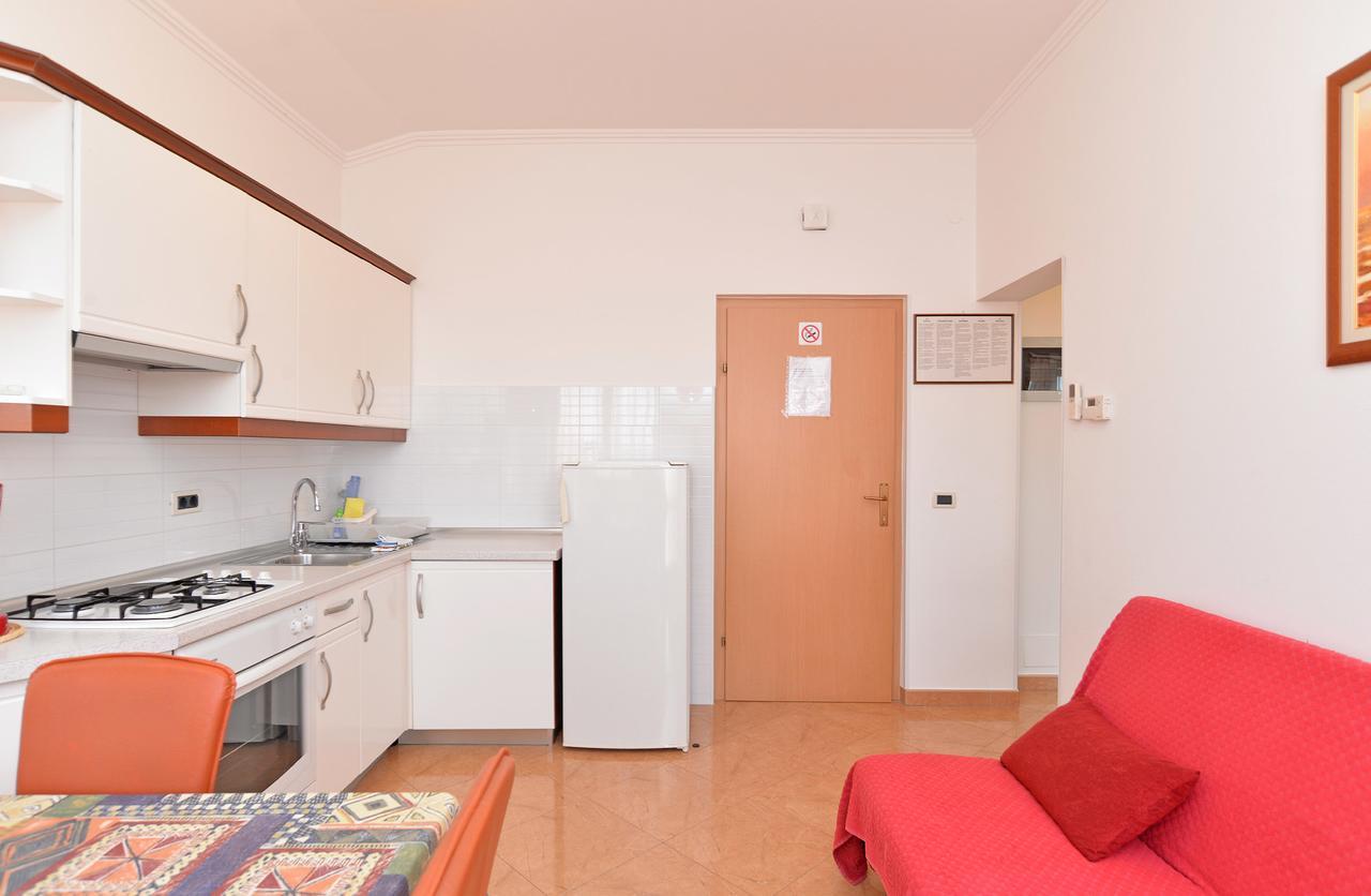 Apartment Ljiljana 1553 Novigrad Istria Buitenkant foto