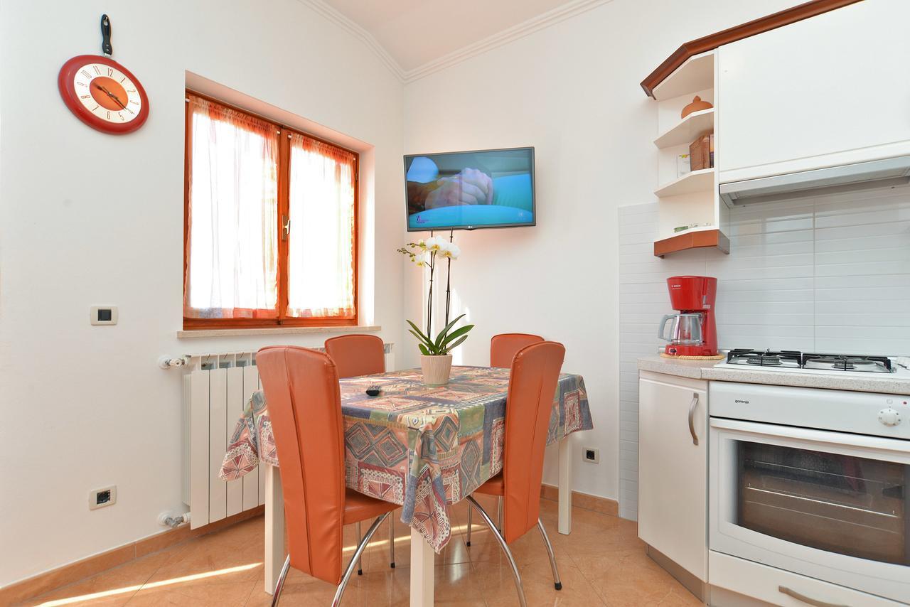 Apartment Ljiljana 1553 Novigrad Istria Buitenkant foto