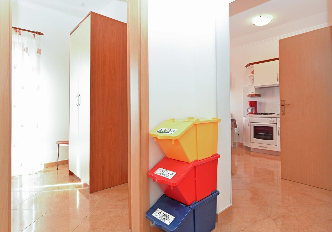 Apartment Ljiljana 1553 Novigrad Istria Buitenkant foto