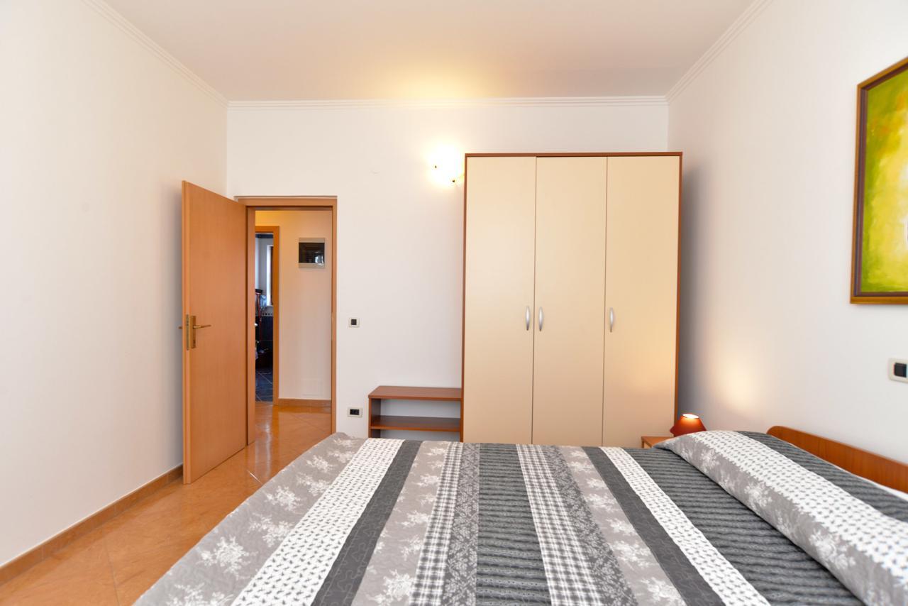 Apartment Ljiljana 1553 Novigrad Istria Buitenkant foto