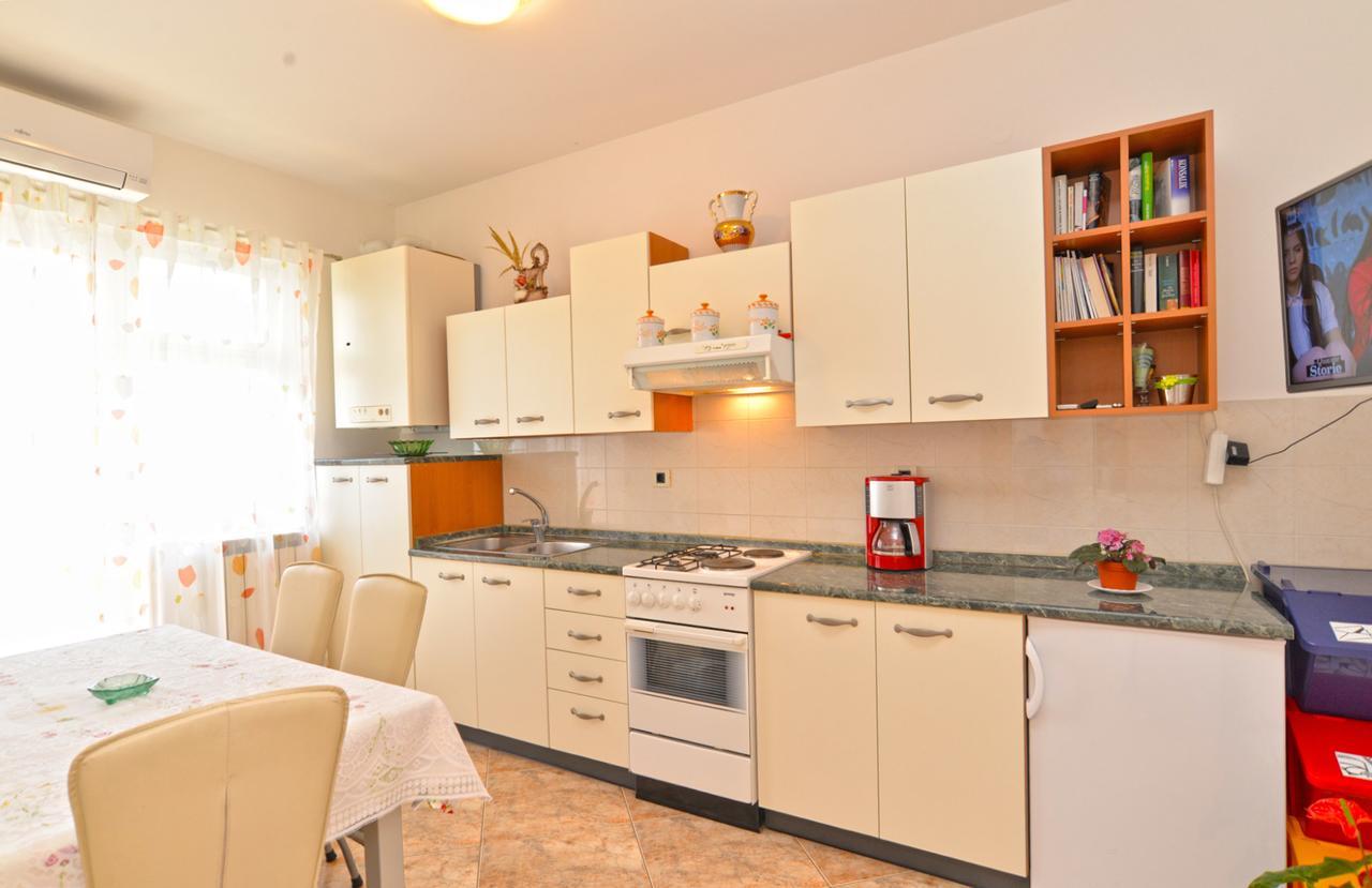 Apartment Ljiljana 1553 Novigrad Istria Buitenkant foto