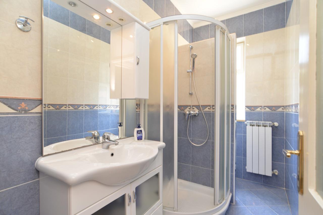 Apartment Ljiljana 1553 Novigrad Istria Buitenkant foto