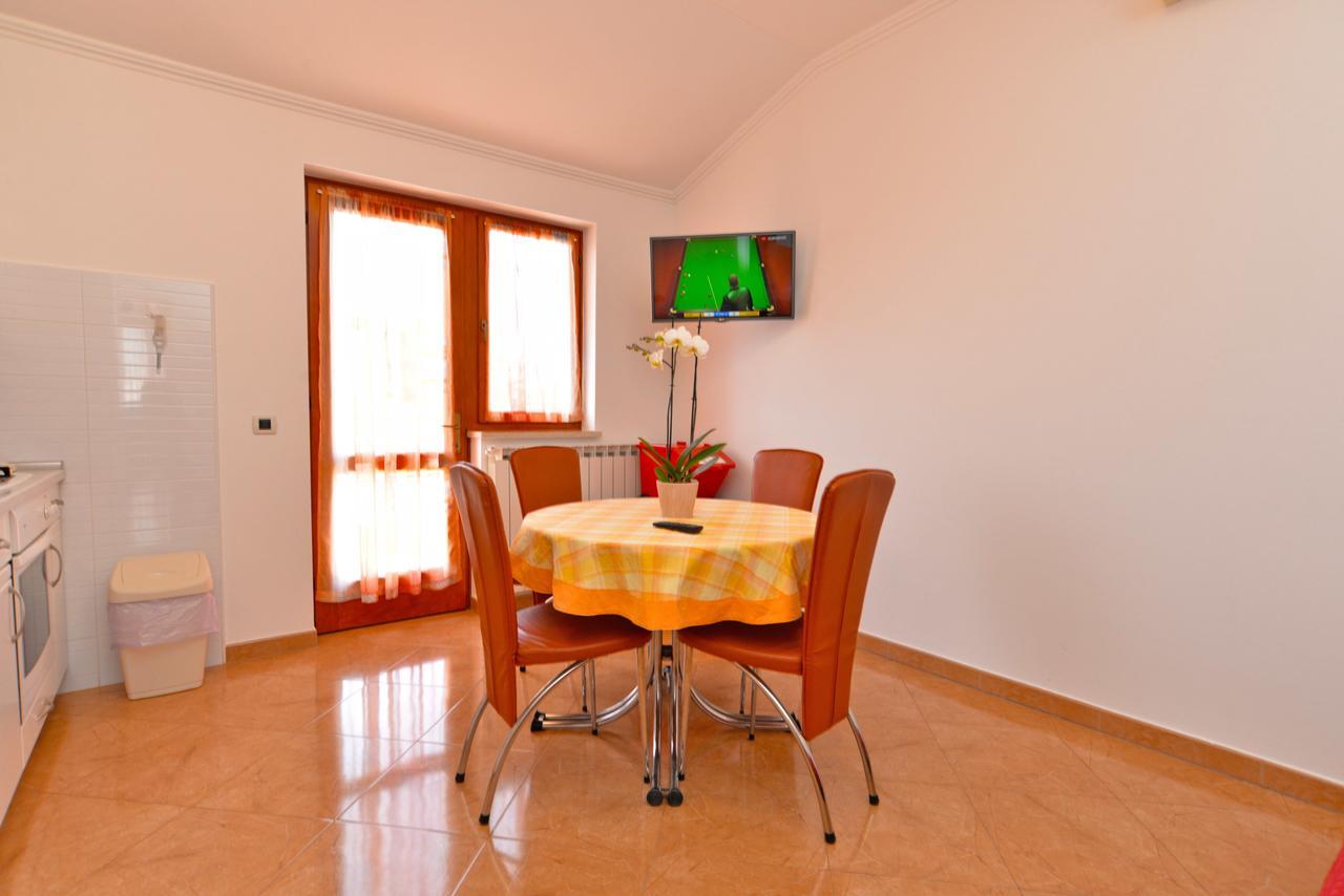 Apartment Ljiljana 1553 Novigrad Istria Buitenkant foto