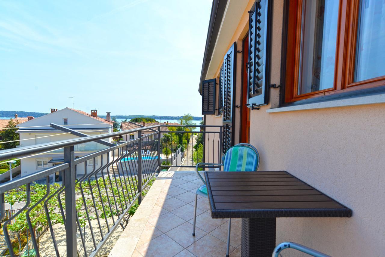 Apartment Ljiljana 1553 Novigrad Istria Buitenkant foto