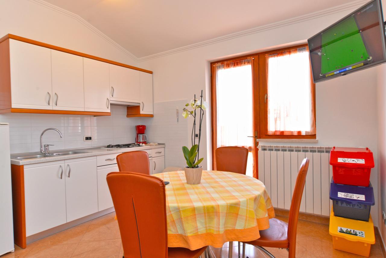 Apartment Ljiljana 1553 Novigrad Istria Buitenkant foto